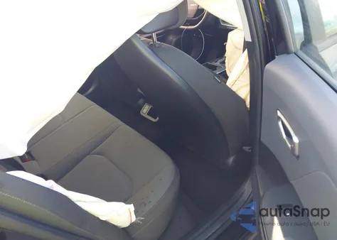 2025 Kia K4 Lxs from USA, damaged, VIN 3KPFT4DE8SE093701